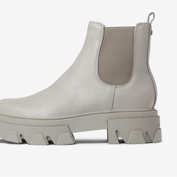Sam Edelman Daelyn Lug Sole Chelsea Waterproof Boot Size 9.5 & 8 Grey Leather - Picture 3 of 13